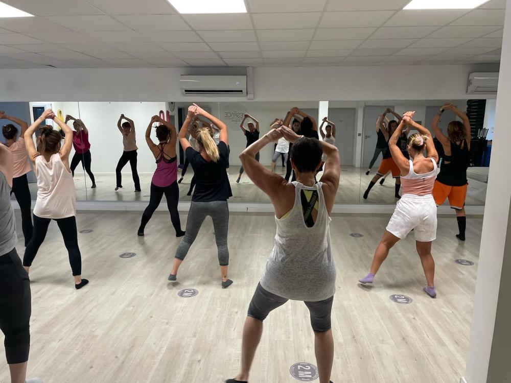 cours-collectif-etirements